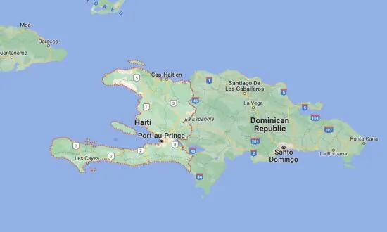 Official: 1 Dead, 14 Rescued After Overloaded Boat Capsizes Near Southern Haiti