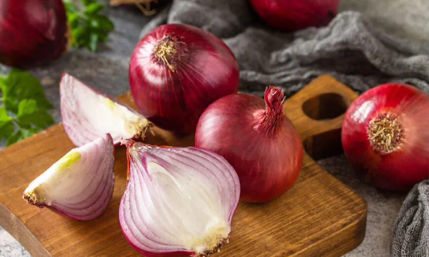 In traditional Chinese medicine, onions are a therapeutic herb. (Elena Hramova/Shutterstock)