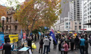 Dissidents Change Tack, Call on People of Justice to Overthrow the CCP