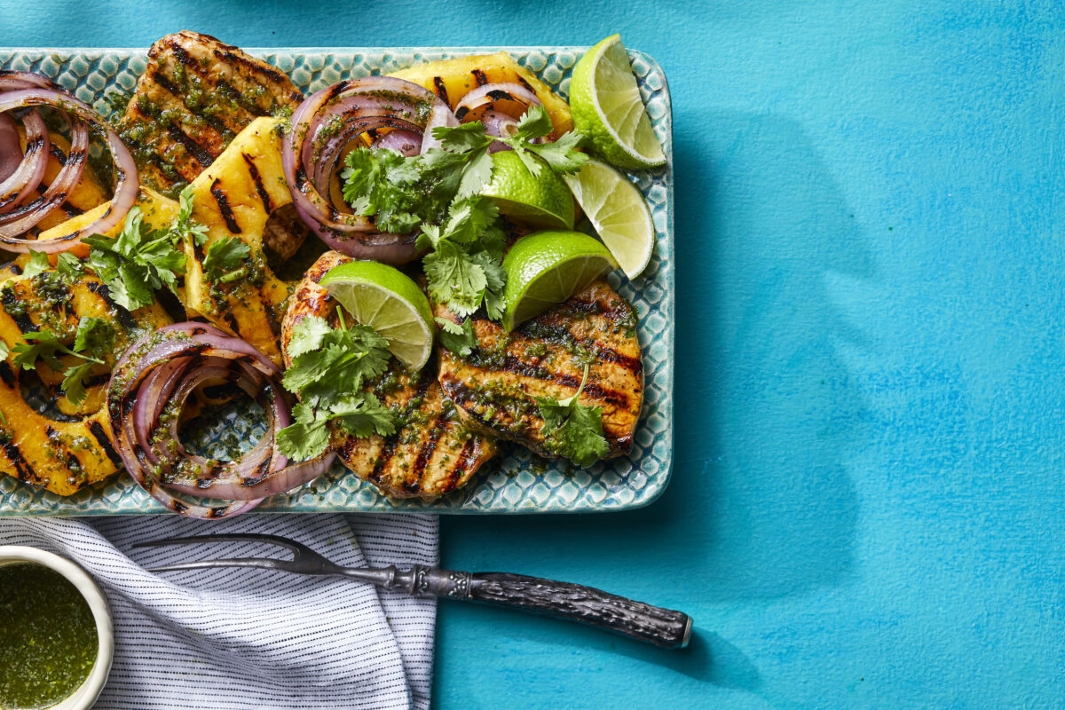 NextImg:Grilled Pineapple Adds Pizazz to Pork Chop Dinner