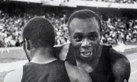 Jim Hines, First Man to Run 100 Meters in Under 10 Seconds, Dies Aged 76