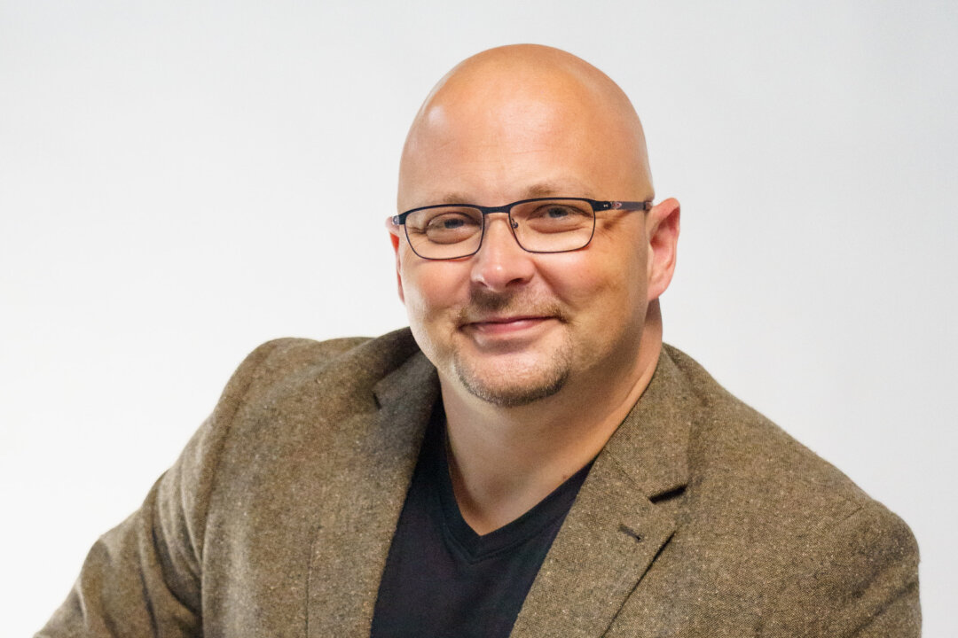 Adam Davis is a former police officer with experience as a criminal investigator and hostage negotiator. (Courtesy of Adam Davis)