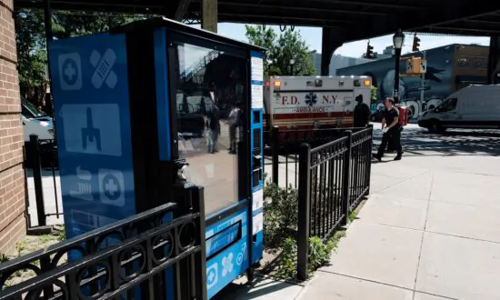 NYC Officials Unveil Vending Machine Offering Free Narcan, Crack Pipes