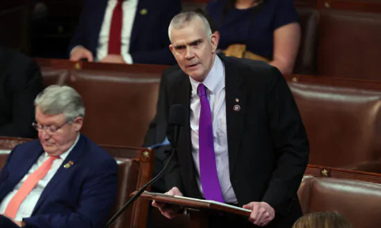 House Subcommittee Seeks Answers From Veterans Affairs on $7.5 Billion IT Project