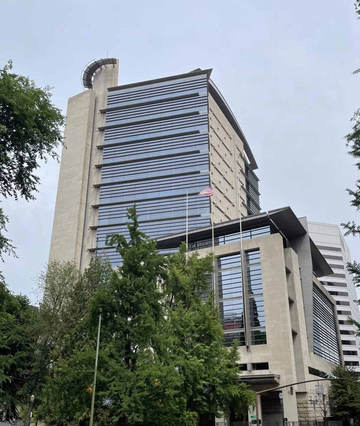 Oregon's voter-approved gun law faced its first challenge this week at the Mark O. Hatfield U.S. Courthouse in Portland, shown here on June 8, 2023. (Scottie Barnes/The Epoch Times)