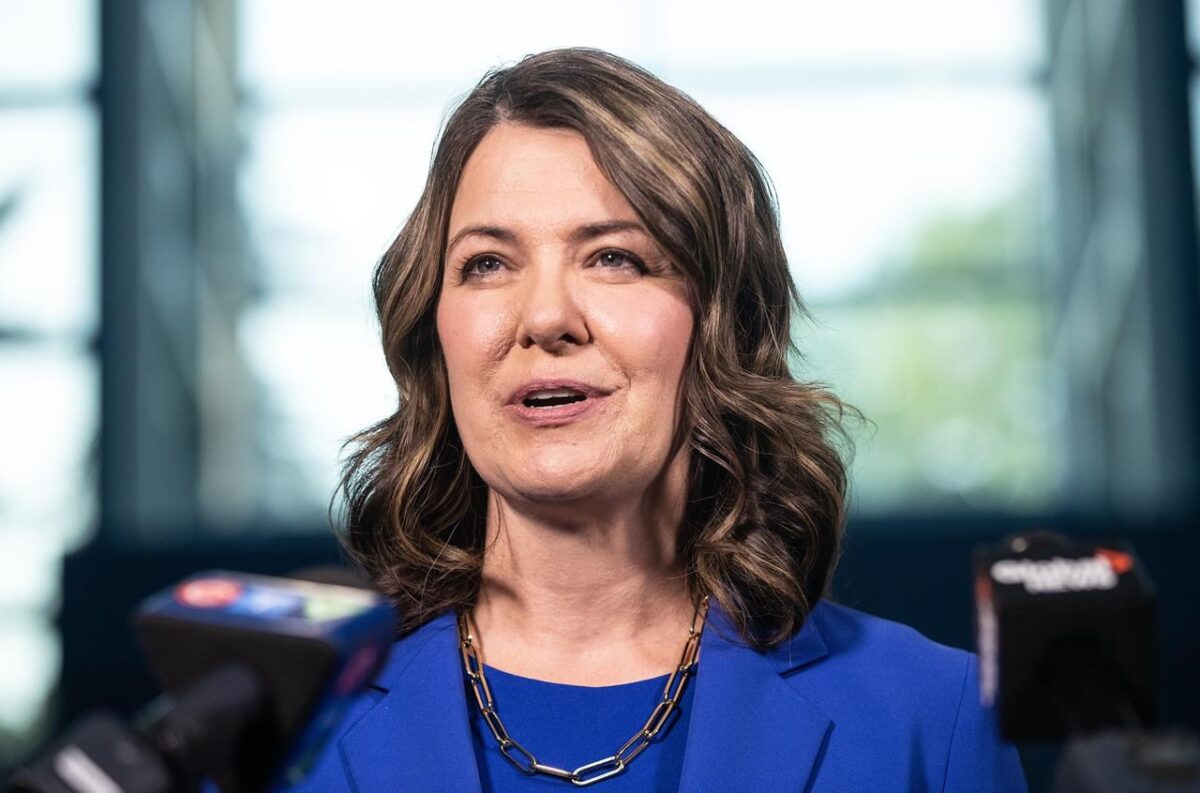 NextImg:Alberta Premier Open to Reimbursing Out-of-Province Surgeries