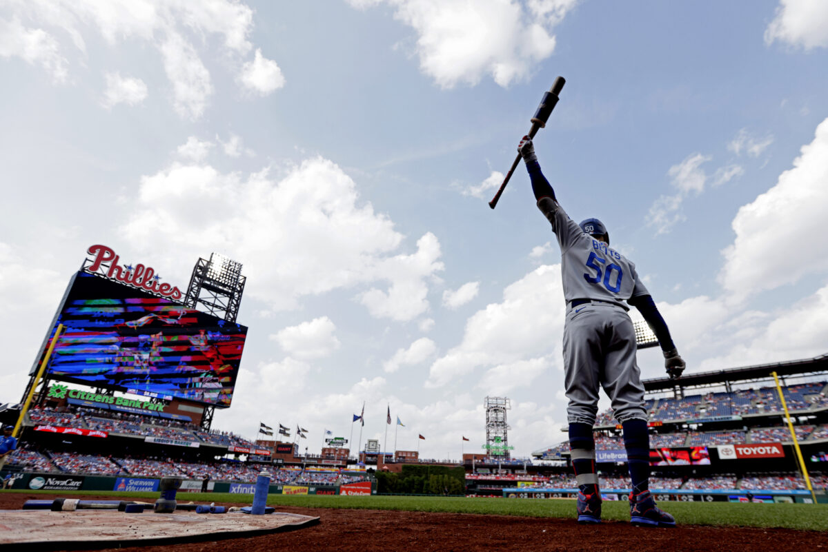 NextImg:Phillies Win Sunday to Take Series From Dodgers 2–1