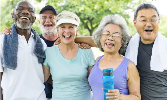 Elderly-Friendly Core Muscle Workouts to Improve Mobility and Joint Health