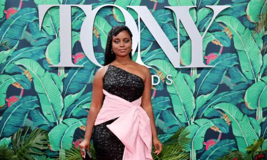‘Hamilton’ Star Throws Insult at Florida’s DeSantis During Tony Awards