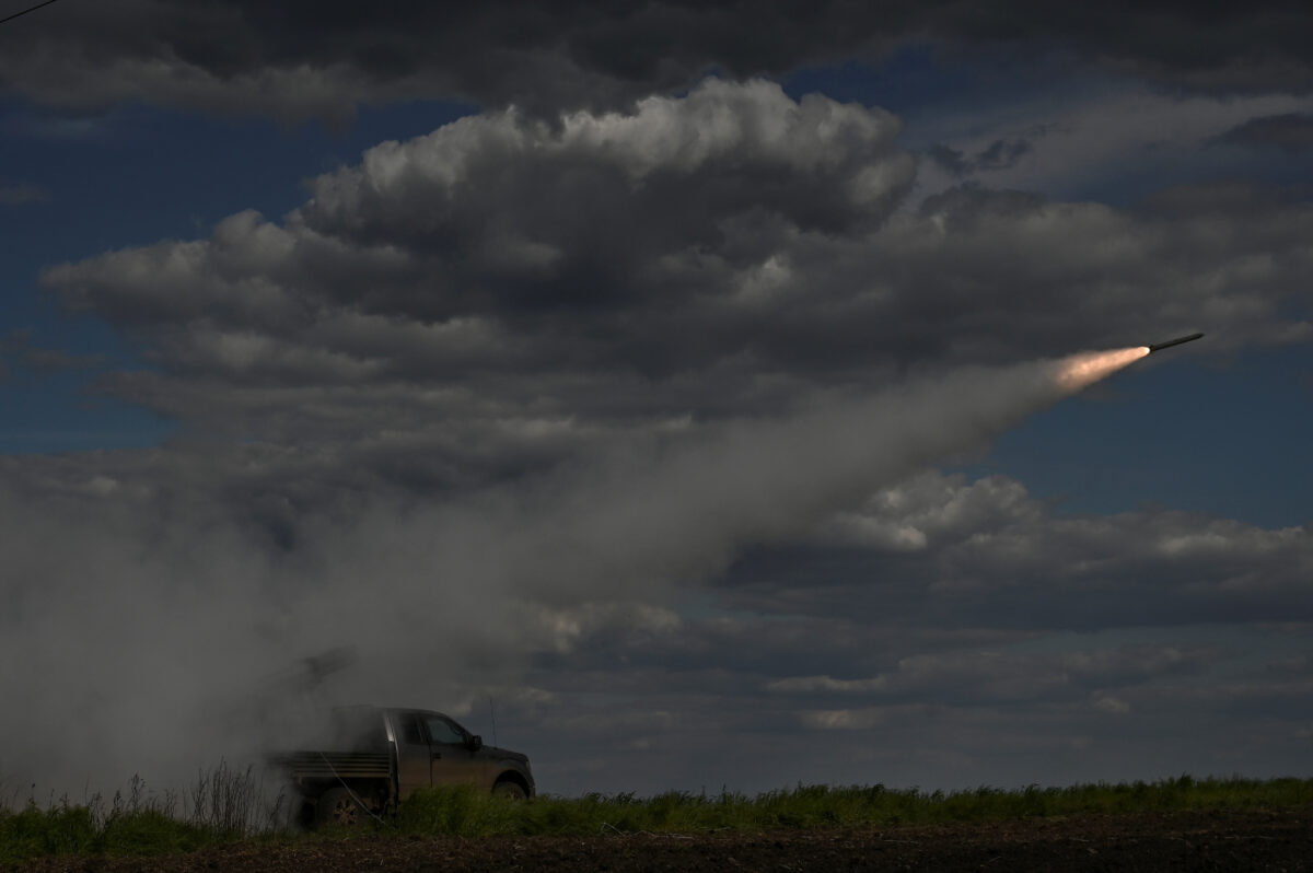 US to Send $325 Million in New Military Aid to Ukraine