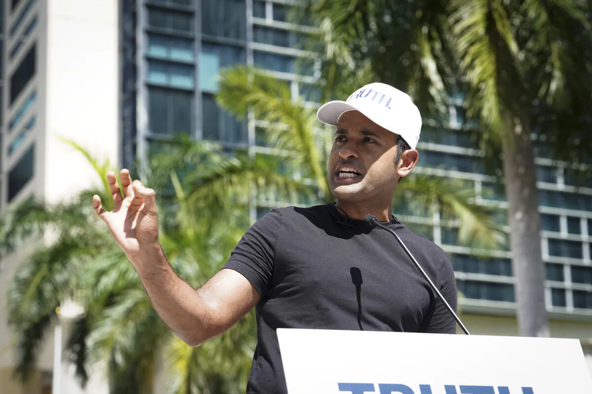 Republican presidential candidate Vivek Ramaswamy speaks to the press outside the Wilkie D. Ferguson Jr. United States Courthouse in Miami, Fla., on June 13, 2023. (Madalina Vasiliu/The Epoch Times)