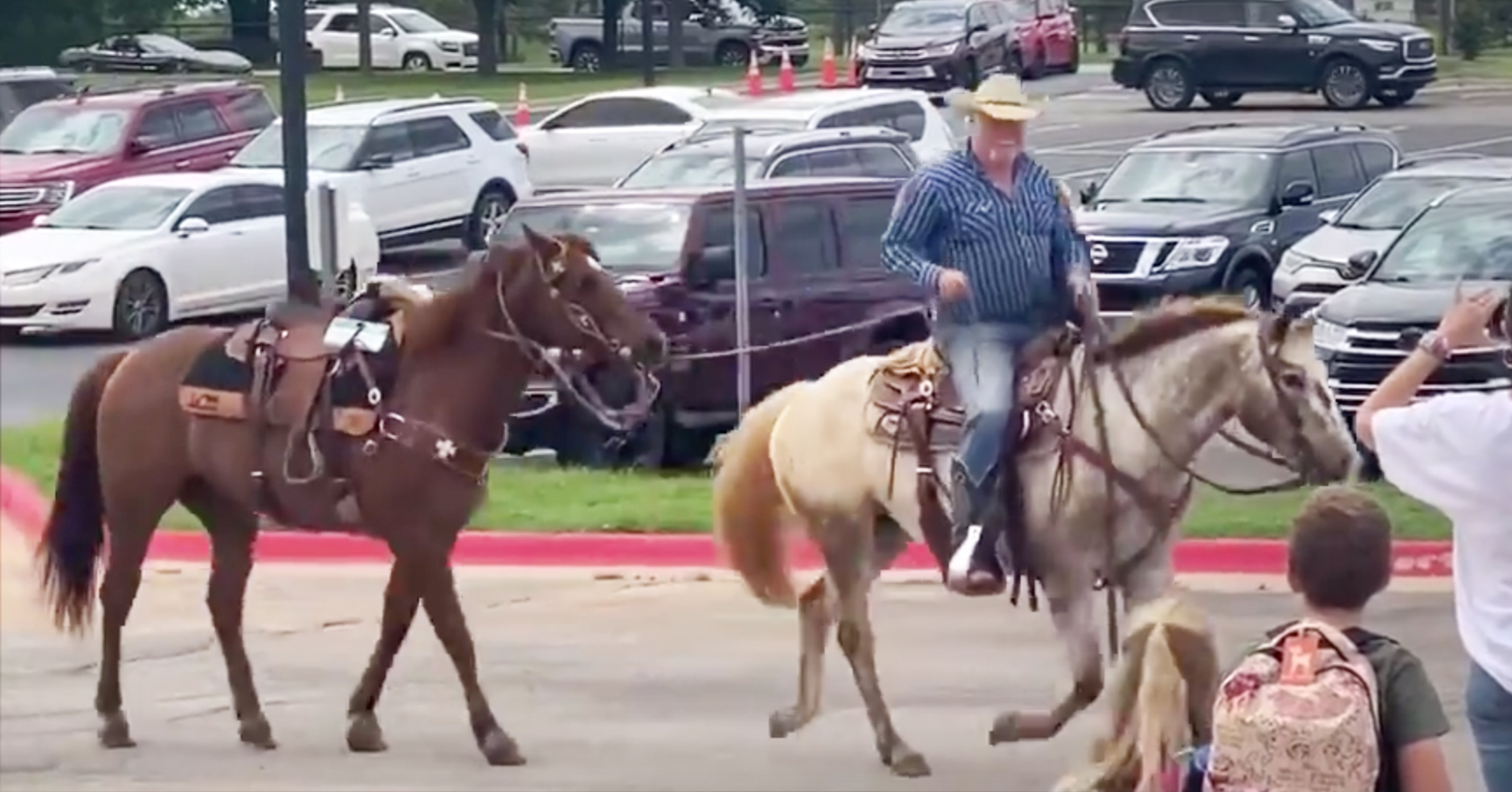 NextImg:Dad picks up son on his last day of school on a horseback to keep his childhood tradition alive