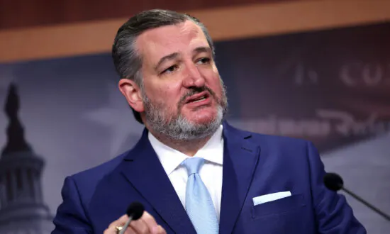 Cruz and Rubio Introduce Bill to Ban ‘Woke’ Term ‘Latinx’ From Federal Use—Here’s Why