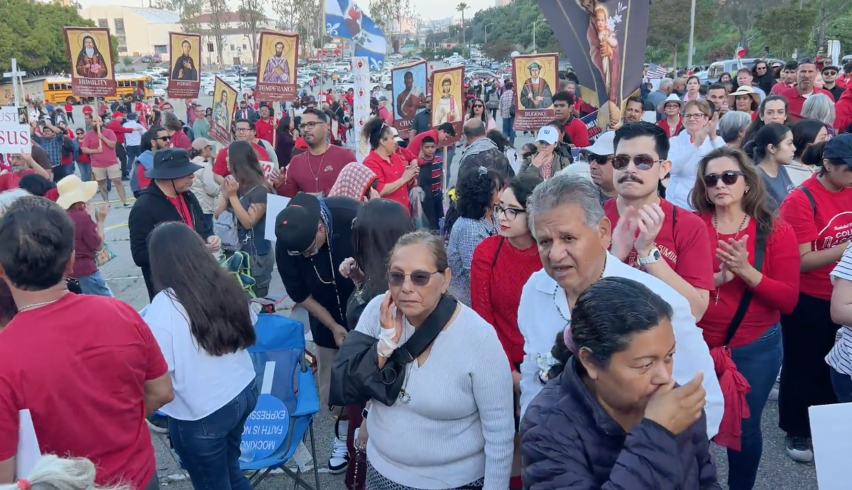 NextImg:Thousands Protest at Dodgers Stadium as Team Honors Anti-Catholic Drag Group
