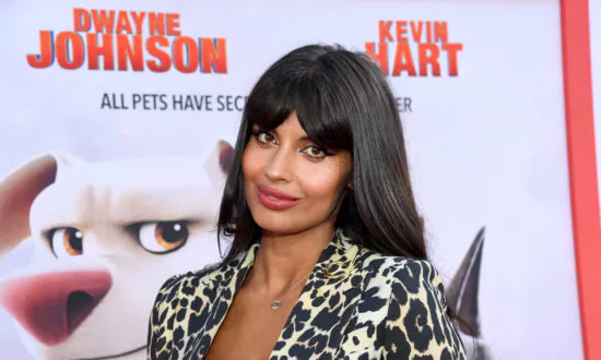 Actress Jameela Jamil Says Gender-Neutral Oscars Would ‘Completely Shut out Women’