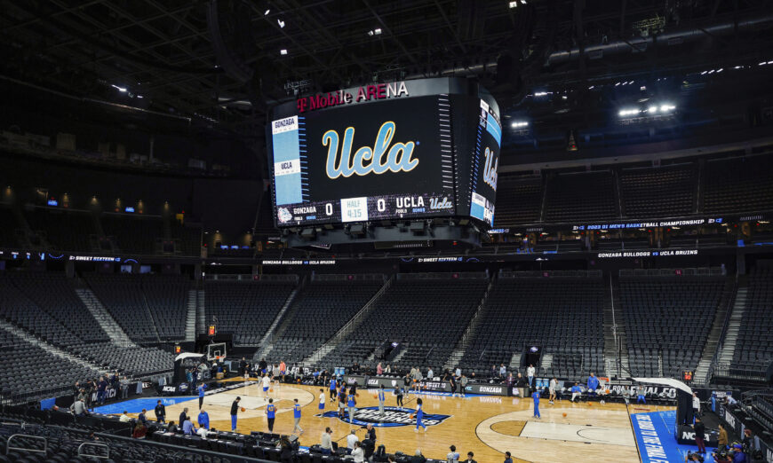 Bipartisan Senators Introduce Bill to Protect College Athletes