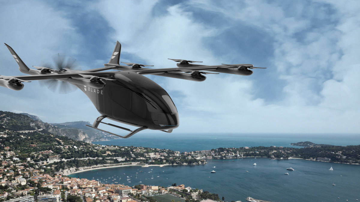 Electric Aircraft Maker Eve Partners With Blade to Expand ‘Flying Cars’ in Europe