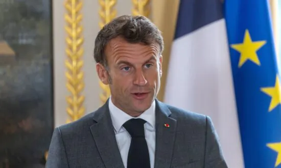 Macron Urges EU to Avoid US Reliance, Develop Own Air Defense System