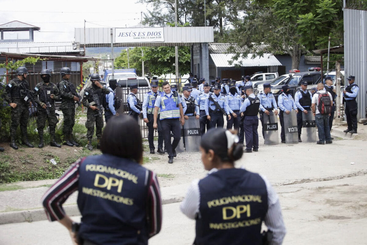 NextImg:At Least 46 Killed Following Riot in Women's Prison in Honduras
