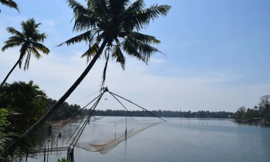 Book Review: ‘The Covenant of Water’