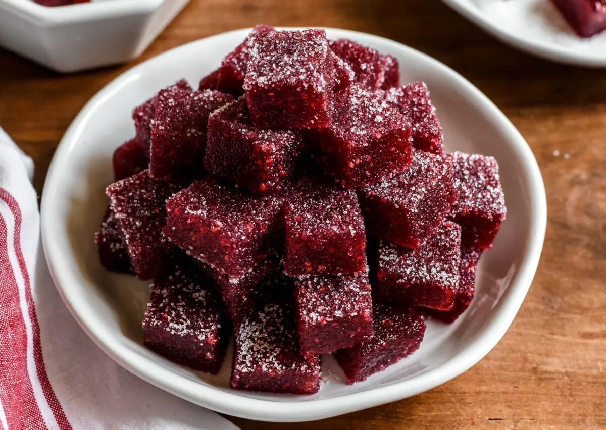 Because a shorter cooking time will give you the best flavor, making pâtes de fruits in small batches is always best. (Audrey Le Goff)