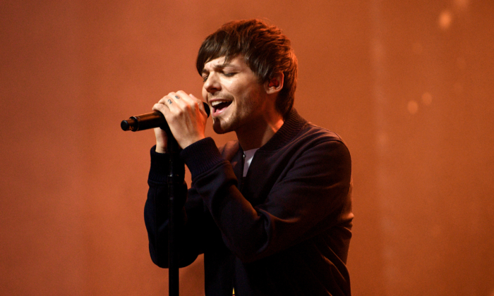 Nearly 100 People Injured by 'Golf Ball-Sized' Hail at Louis Tomlinson Concert