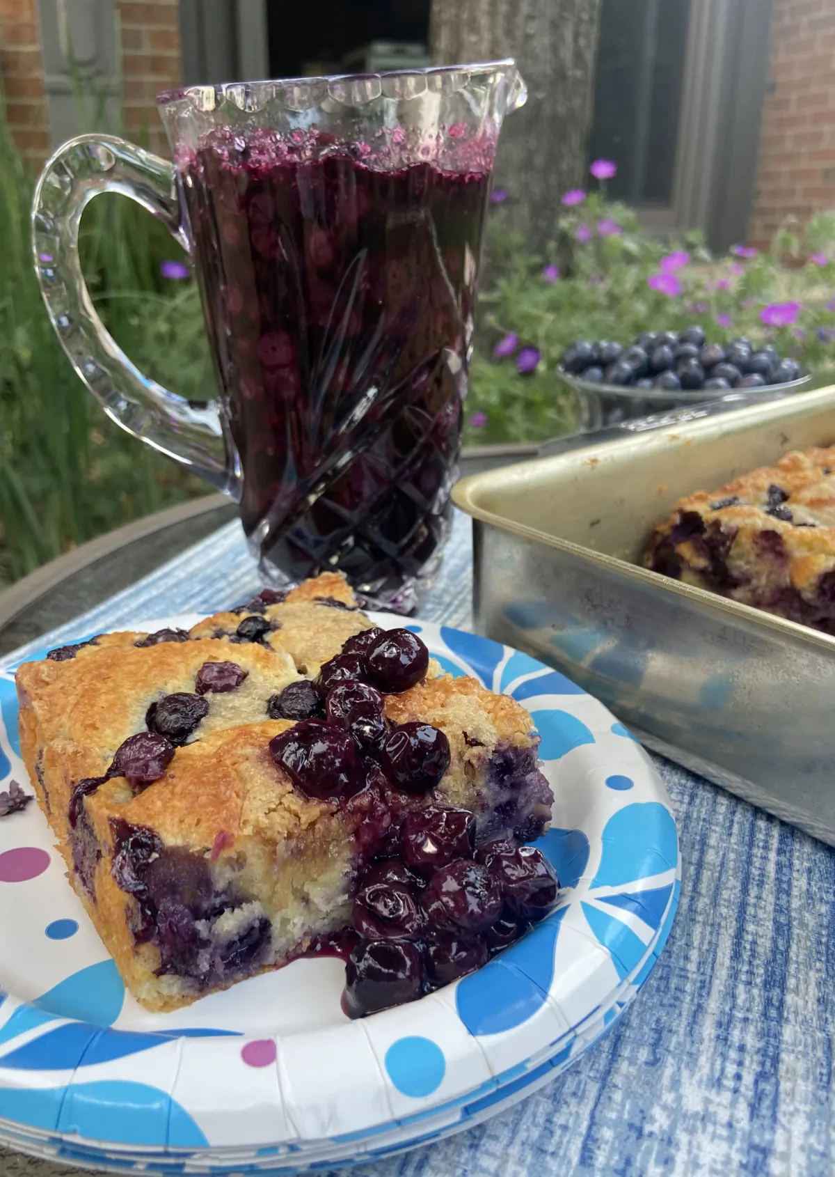 Transform your Fourth of July picnic or Sunday brunch with a blueberry buckle. (JeanMarie Brownson/TNS)