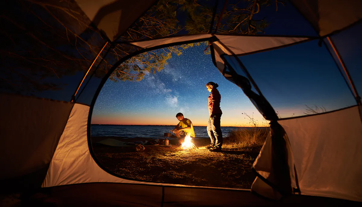 A lightweight, compact tent can transform a day hike into a comfortable overnight adventure, or provide shelter if the weather turns bad.  (anatoliy_gleb/Getty Images)
