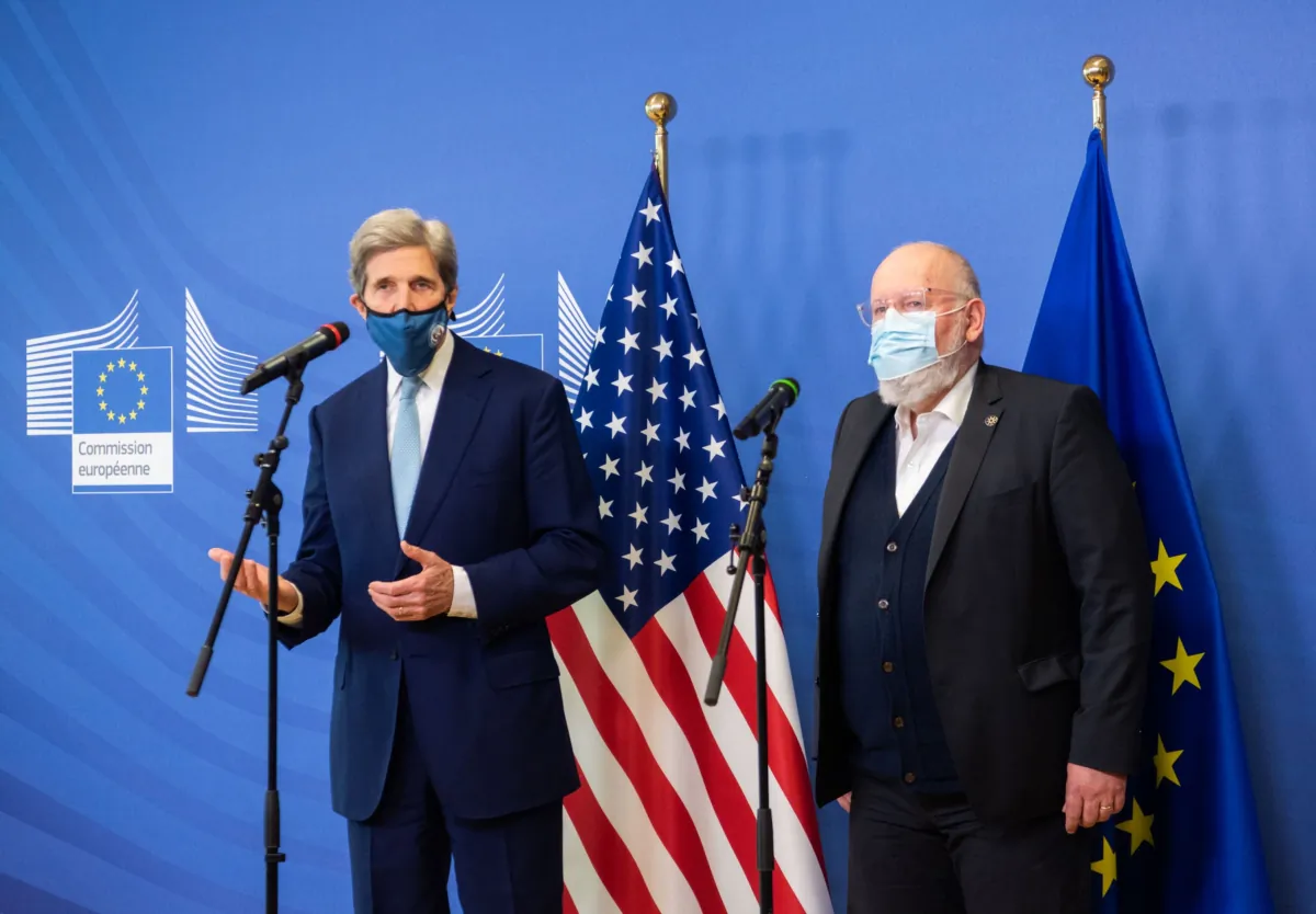 Frans Timmermans, executive vice president for the European Green Deal, and John Kerry, U.S. special presidential envoy for climate, speak to the media on how the United States and EU will use innovation, technology, and the power of their combined market to reduce global emissions, on March 9, 2021. (Office of U.S. Climate Envoy/Twitter/Public Domain)