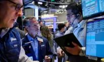 S&P 500, Nasdaq Slide After Mixed Pharma Earnings; Economic Data in Focus