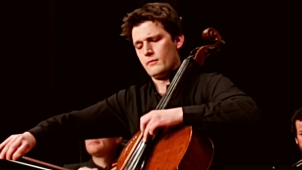 Robert Schumann: Concerto for Violoncello | Maximilian Hornung, CHAARTS