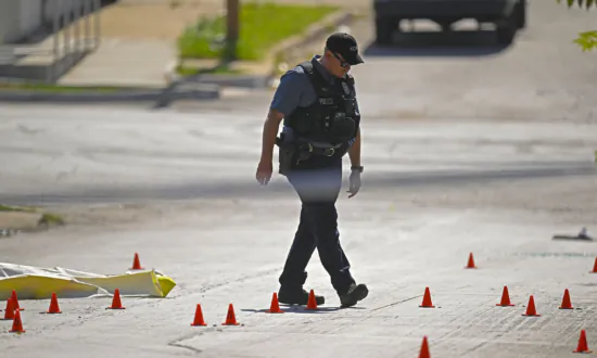 At Least 3 Dead and 5 Injured at Early Morning Shootings in Kansas City