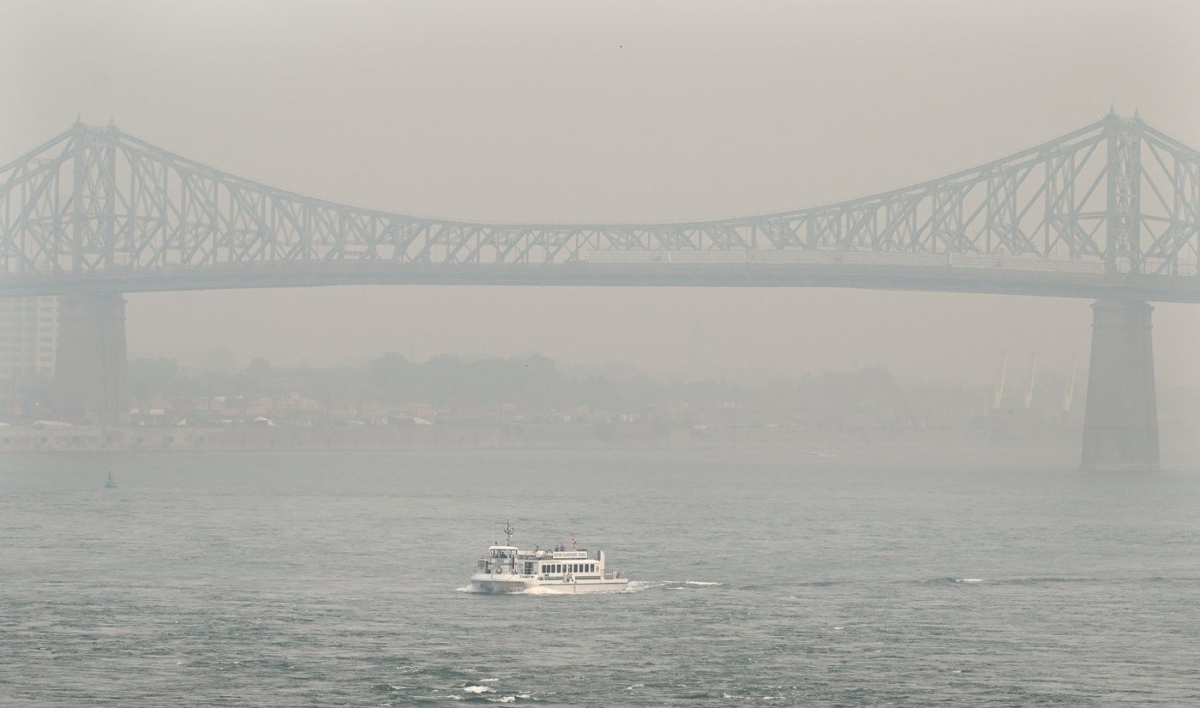 NextImg:Rising Number of Wildfires Trigger Poor Air Quality Warnings in Ontario, Quebec