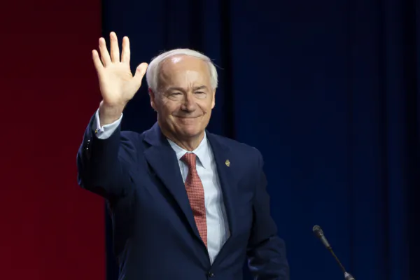 Former Gov. Asa Hutchinson, Jaimee Michell, Dr. James Lindsey Speak at Moms for Liberty National Summit