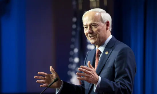 FBI Needs More Focus, Accountability, Commitment to Civil Liberties: Asa Hutchinson