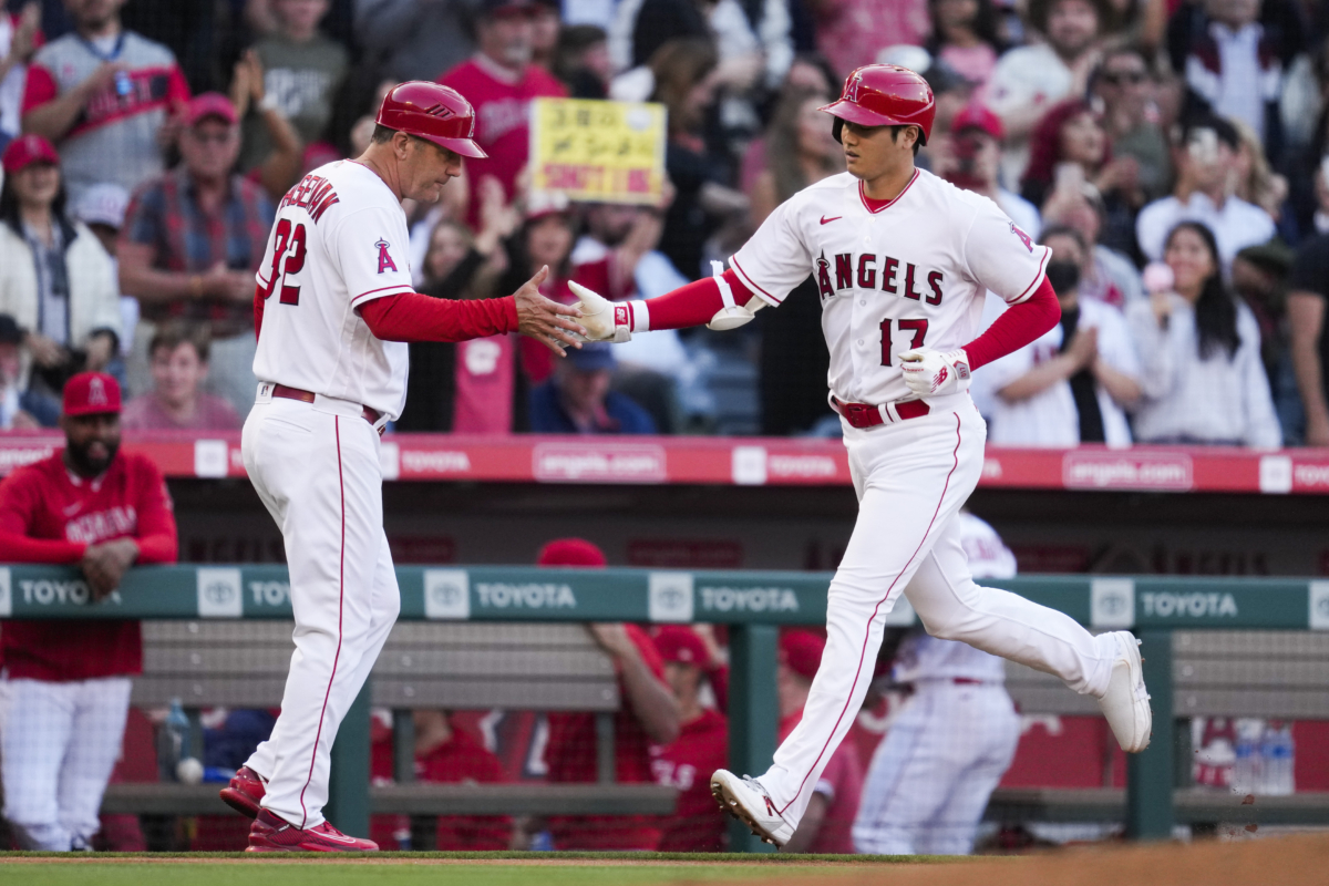 Trout, Ohtani Give Angels 2–1 Walk-Off Win Over White Sox