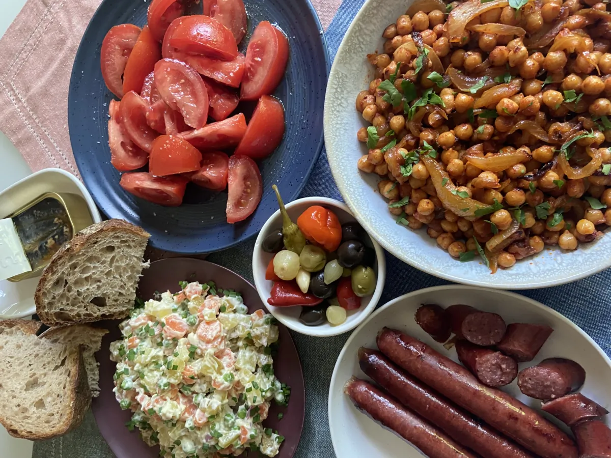 Tapas, those small tasty bites of savory foods, make great picnic fare. (JeanMarie Brownson/TNS)