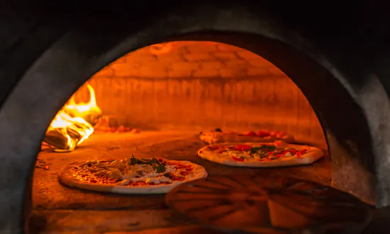 Toronto Restaurant Chain Charging 2 Percent ‘Carbon Fee’