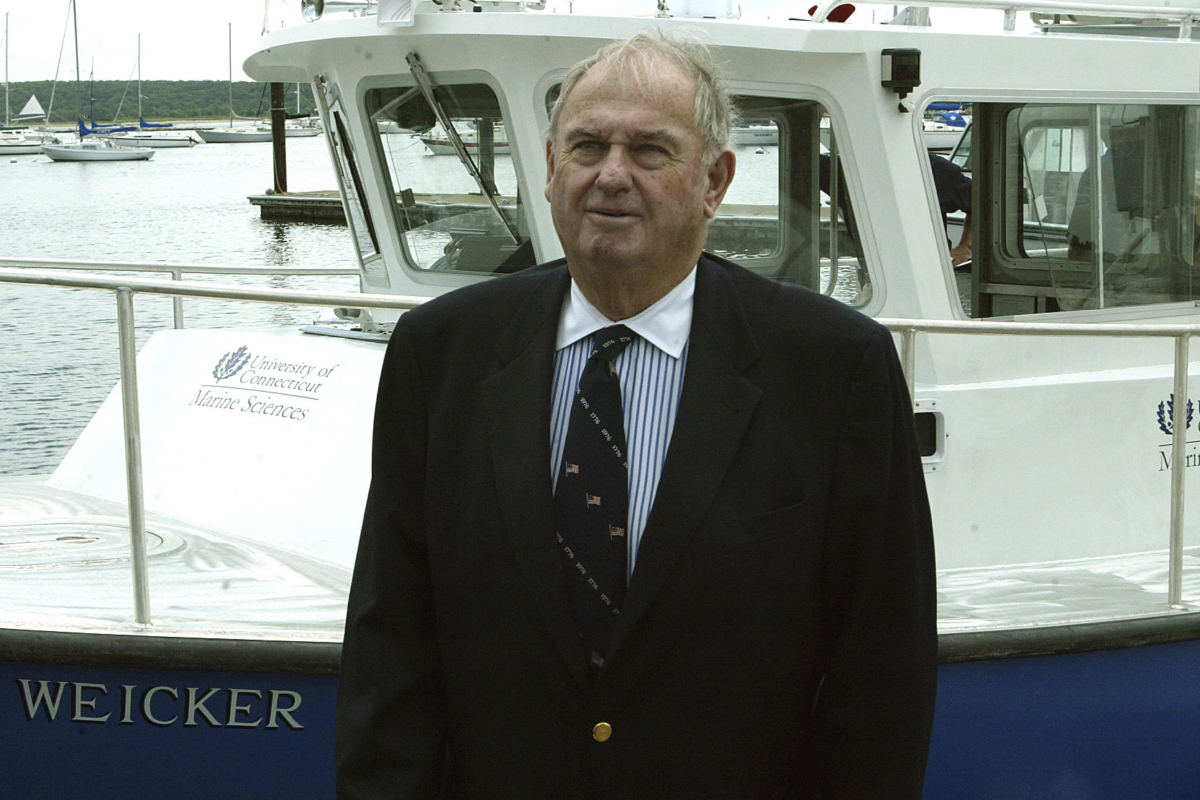 Former Connecticut Gov. Lowell P. Weicker Jr. Dies at 92