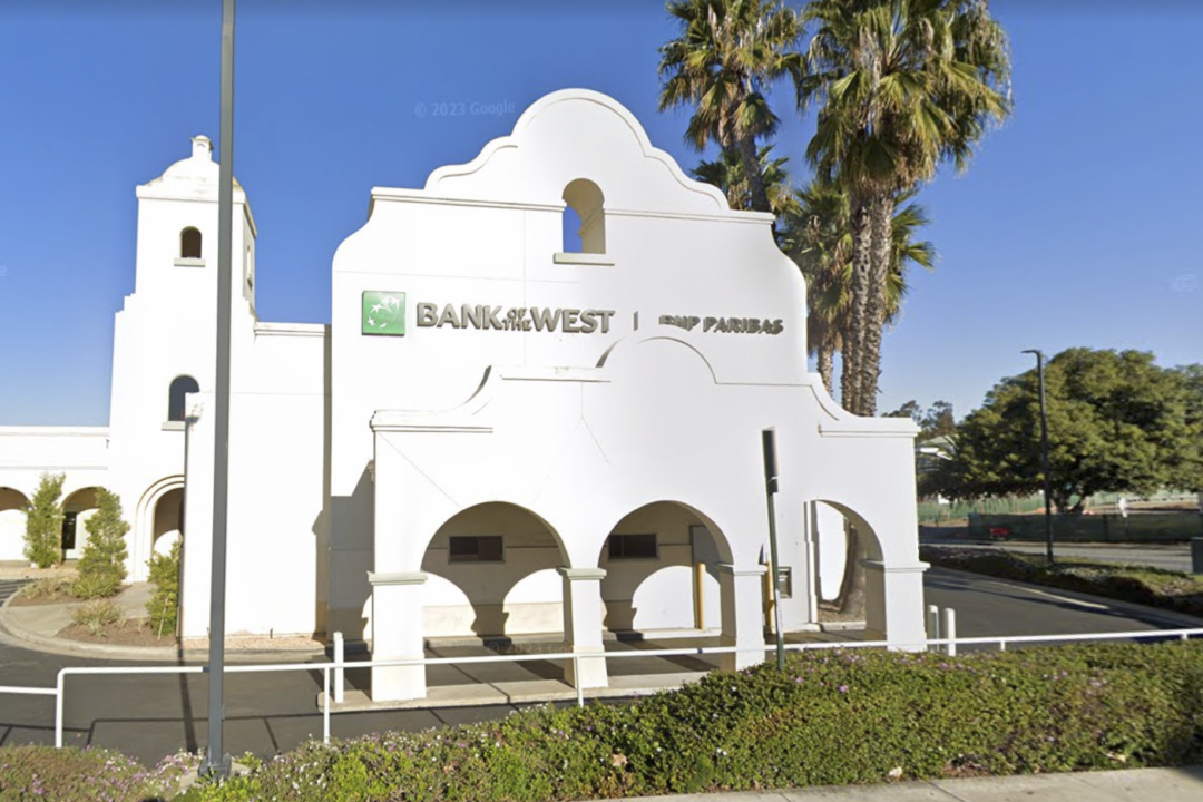 Man Pleads Guilty to Robbing Same San Diego Bank He Robbed 12 Years Ago ...