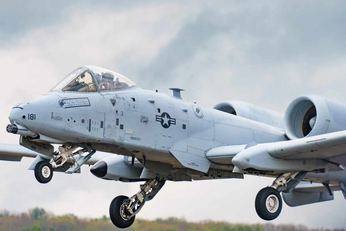 The U.S. Air Force A-10 Thunderbolt II, a.k.a. “Warthog," demonstrates its capabilities at the New York Air Show at Orange County Airport, N.Y., on June 24, 2023. (Petr Svab/The Epoch Times)
