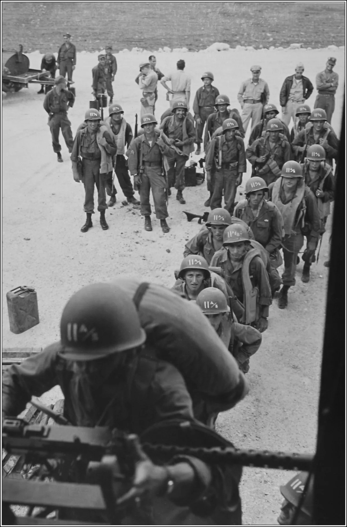 Glider troopers board their C-54 on Okinawa for their flight to Japan. (US Army Archives)