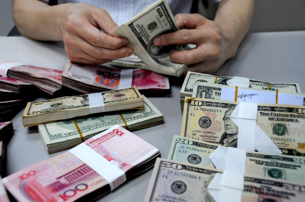 China S Yuan Hits New Record High At 6 4167 Per Usd