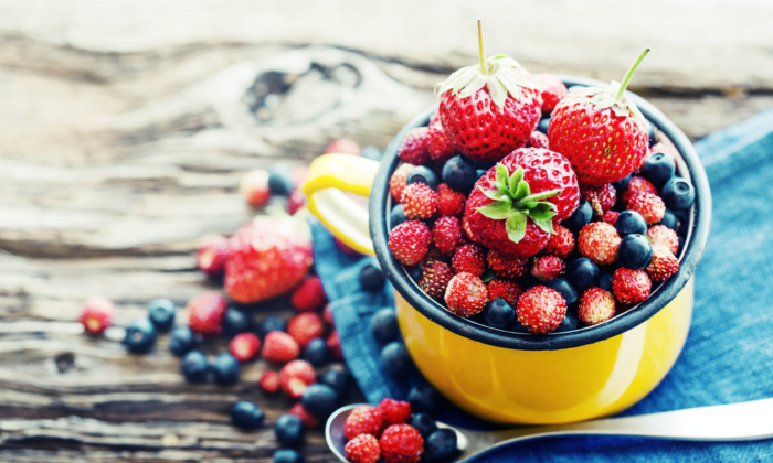 A Mouthful of Berry Soup