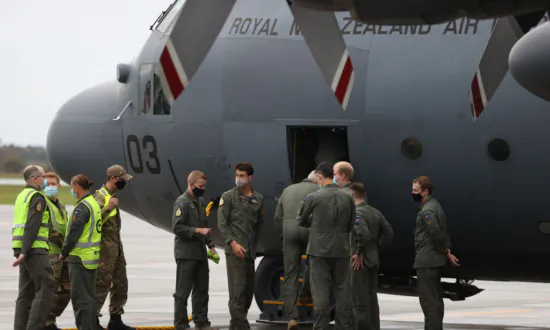 7 Ex-New Zealand Defence Personnel Found Training CCP’s Military