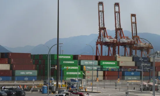 Federal Labour Minister Seamus O’Regan Says Port Workers Strike Illegal