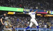 Martinez and Peralta Homer Back-to-back, Rallying Dodgers Past Pirates 6–4
