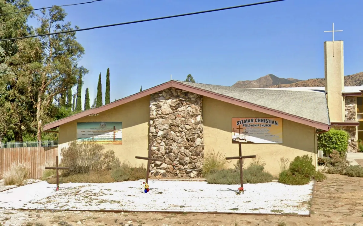The Sylmar Christian Fellowship Church in Sylmar, Calif., in a screenshot image. (Google Maps/Screenshot via The Epoch Times)