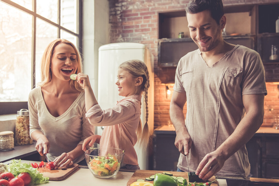 Studies have found that eating six types of foods regularly can help reduce the risk of cancer. (George Rudy/Shutterstock)