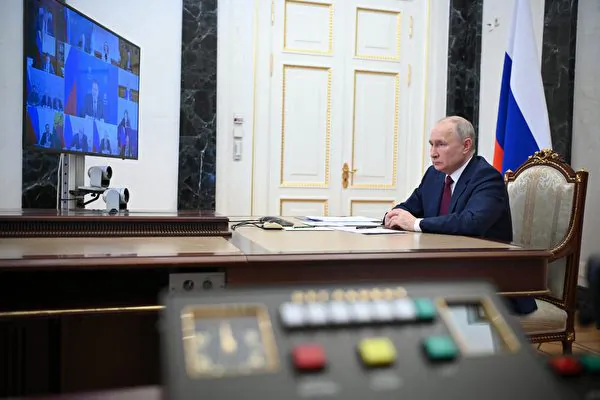 ANALYSIS: Westerners Ponder Putin’s Power After Mutiny Attempt